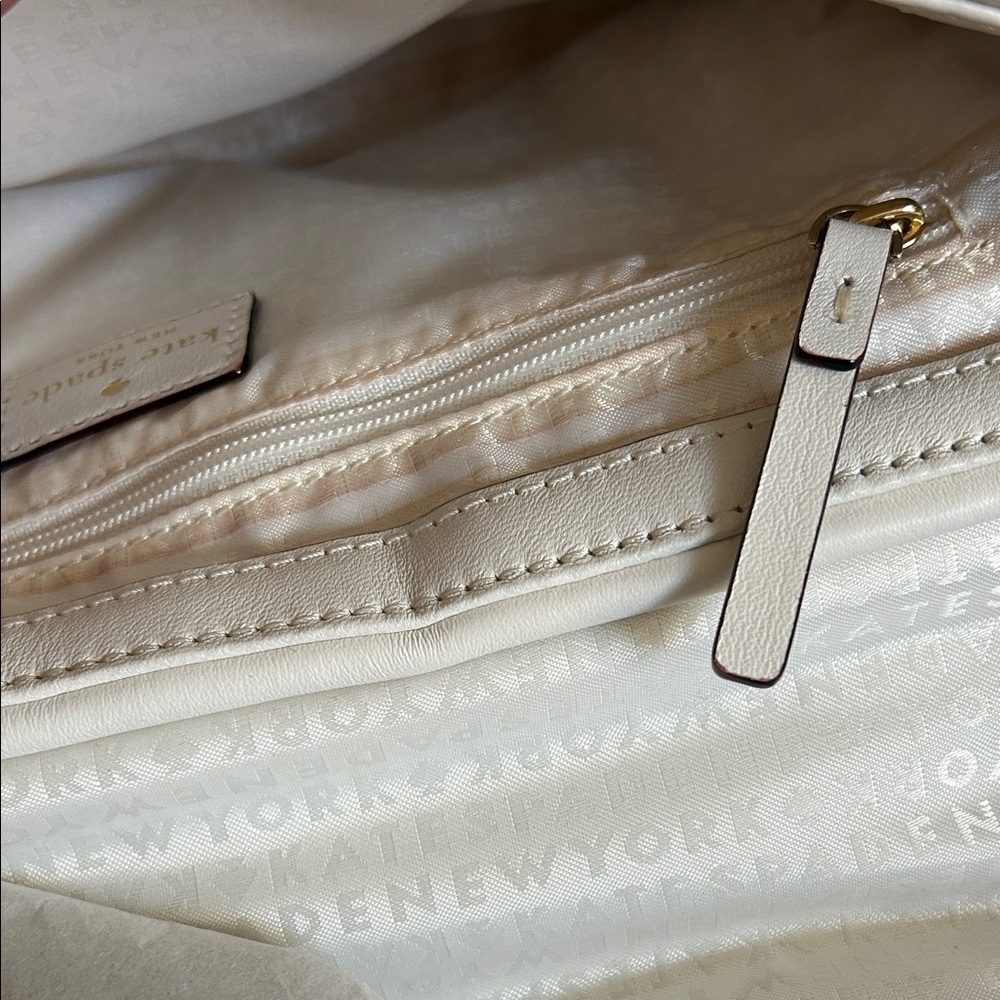 Kate Spade Cream Leather Chain Shoulder Bag .. classy heavy weight 🩷 - Picture 8 of 10
